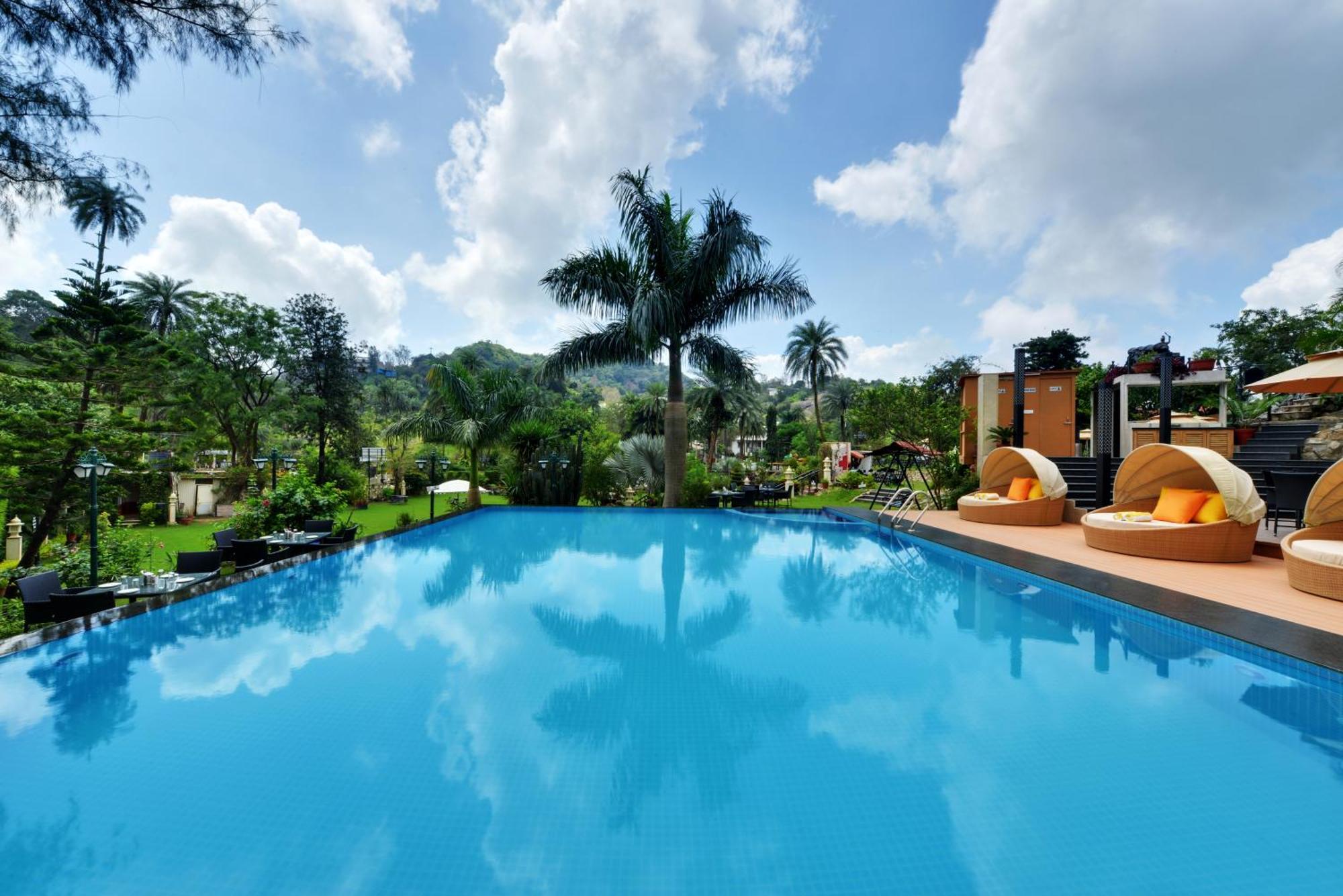 Chacha Inn The Garden Retreat Mount Abu Exterior foto